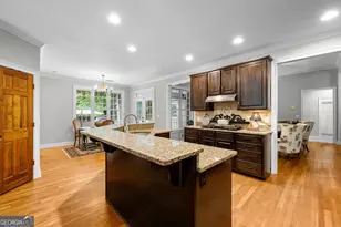 127 Shoreline Cir, Newnan, GA 30263 - Photo 19