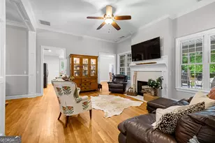 127 Shoreline Cir, Newnan, GA 30263 - Photo 11