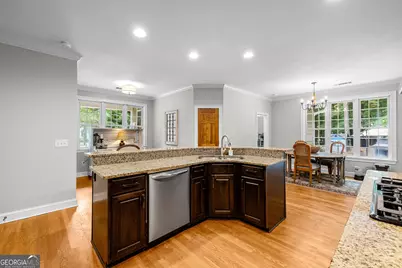 127 Shoreline Circle, Newnan, GA 30263 - Photo 17