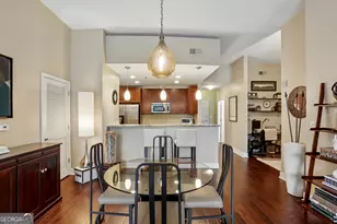 2795 Peachtree Road NE, Atlanta, GA 30305 - Photo 9