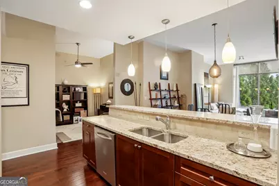 2795 Peachtree Road NE #307, Atlanta, GA 30305 - Photo 7