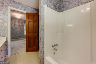 100 Robin Rd, Athens, GA 30605 - Photo 21