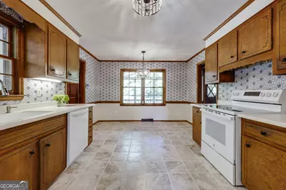 100 Robin Road, Athens, GA 30605 - Photo 9