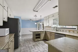 1888 Abbey Ct, Conyers, GA 30012 - Photo 7