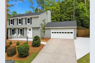 9715 N Pond Circle, Roswell, GA 30076 - Photo 33