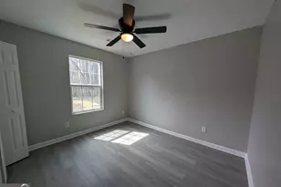 136 Tuscany Ln, Griffin, GA 30223 - Photo 13