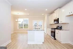 2695 La Rive Dr, Duluth, GA 30097 - Photo 3