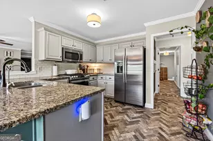 221 Grand Magnolia Ln, Clarkesville, GA 30523 - Photo 13