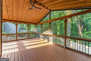 3184 Creek Dr, Marietta, GA 30062 - Photo 17