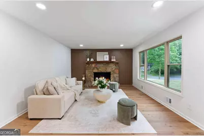 3184 Creek Drive, Marietta, GA 30062 - Photo 5