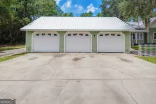 290 E King Ave, Kingsland, GA 31548 - Photo 9