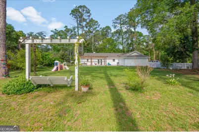 670 Hillmont Drive, Waycross, GA 31503 - Photo 31