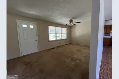 4401 Crystal Lake Drive, Macon, GA 31217 - Photo 5