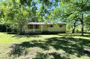 4401 Crystal Lake Dr, Macon, GA 31217 - Photo 1