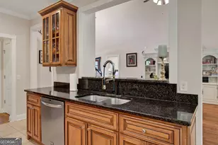 195 Chastain Cir, Richmond Hill, GA 31324 - Photo 17