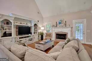 195 Chastain Cir, Richmond Hill, GA 31324 - Photo 11