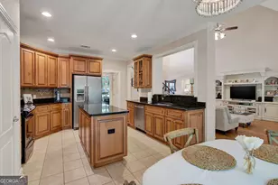 195 Chastain Cir, Richmond Hill, GA 31324 - Photo 15