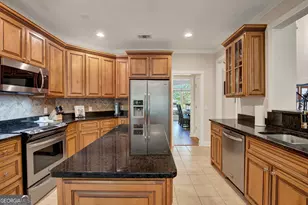 195 Chastain Cir, Richmond Hill, GA 31324 - Photo 15