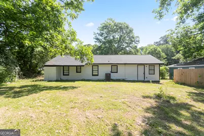 805 Pamela Drive, Griffin, GA 30224 - Photo 5