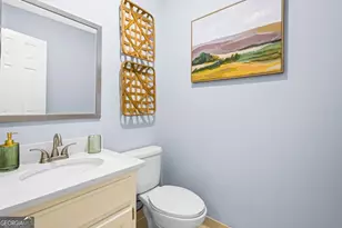 661 N Parkwood Rd, Decatur, GA 30030 - Photo 11