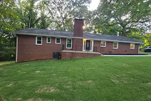 3248 Hilltop Cir, Gainesville, GA 30506 - Photo 17