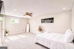 4070 Runnymede Dr SW, Lilburn, GA 30047 - Photo 41