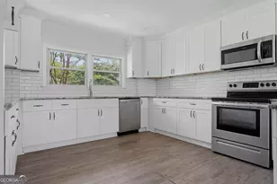 1009 Summit Dr, Albany, GA 31707 - Photo 7