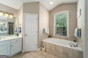 716 Stonewall Jackson Pl, Waycross, GA 31503 - Photo 17
