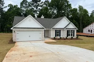 483 Riley Cir NW, Milledgeville, GA 31061 - Photo 1