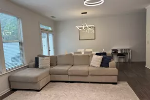 2718 Sardis Chase Ct, Buford, GA 30519 - Photo 3