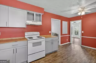 22 S Foss St, Statesboro, GA 30458 - Photo 11