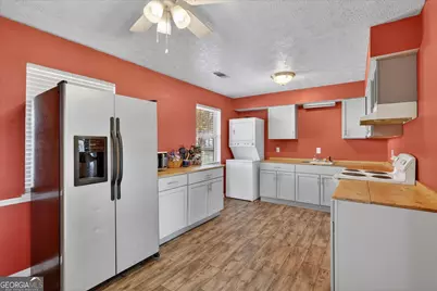 22 S Foss Street, Statesboro, GA 30458 - Photo 9