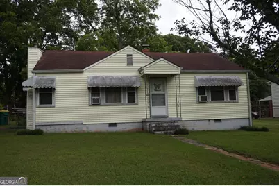 829 Warren Drive, Forest Park, GA 30297 - Photo 1