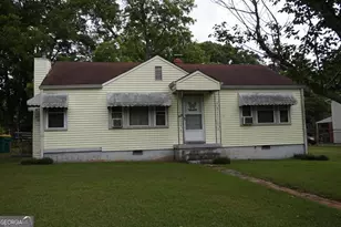 829 Warren Dr, Forest Park, GA 30297 - Photo 1