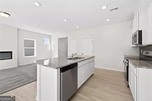 237 Alameda St, Loganville, GA 30052 - Photo 11