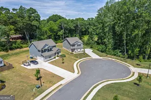 653 Meadows Farm Wy, Monroe, GA 30655 - Photo 3