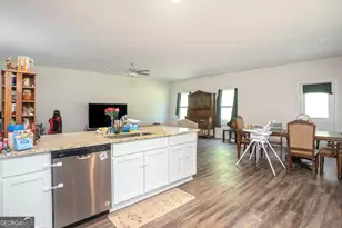653 Meadows Farm Wy, Monroe, GA 30655 - Photo 13