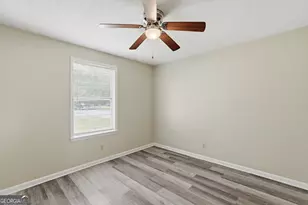 39 Henry Ln, Hinesville, GA 31313 - Photo 9