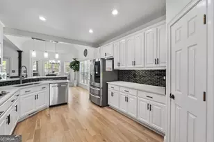 325 Rain Valley Cir, Meansville, GA 30256 - Photo 13