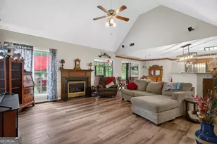 210 Old Pond Rd, Lagrange, GA 30241 - Photo 9
