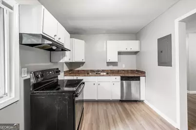 1627 Line Circle, Decatur, GA 30032 - Photo 11