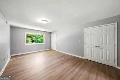 1627 Line Circle, Decatur, GA 30032 - Photo 7