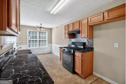 578 Shadow Lake Drive, Lithonia, GA 30058 - Photo 23