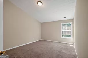 578 Shadow Lake Dr, Lithonia, GA 30058 - Photo 11