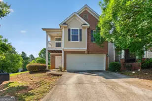 578 Shadow Lake Dr, Lithonia, GA 30058 - Photo 1