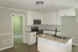 219 Broad St, Carrollton, GA 30117 - Photo 5