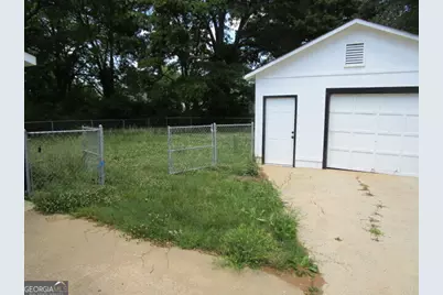 219 Broad Street, Carrollton, GA 30117 - Photo 29