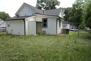 219 Broad St, Carrollton, GA 30117 - Photo 23
