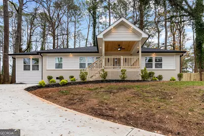 1380 Dogwood Circle SE, Smyrna, GA 30080 - Photo 1