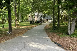 5279 Rocky Hill Dr SW, Lilburn, GA 30047 - Photo 15
